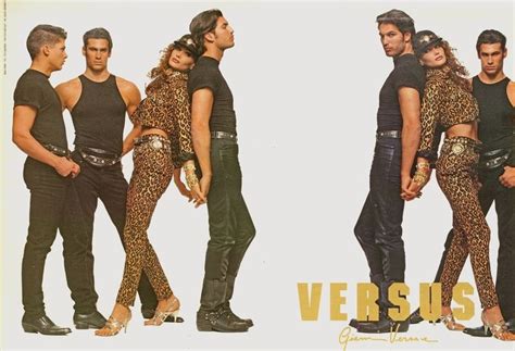 pubblicita versace anni 90|Versace : les plus belles campagnes des années 80 et 90.